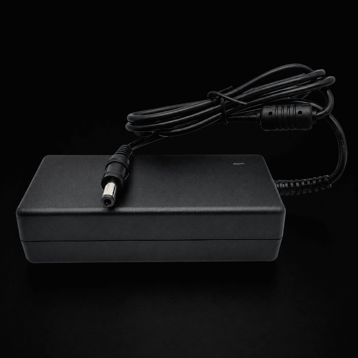 Toshiba 19V (3.42A – 2.5) Laptop Replacement Charger - Image 1